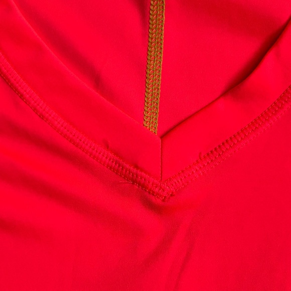 Under Armour Heat Gear Short Sleeve Shirt - Sz S - Picture 4 of 11